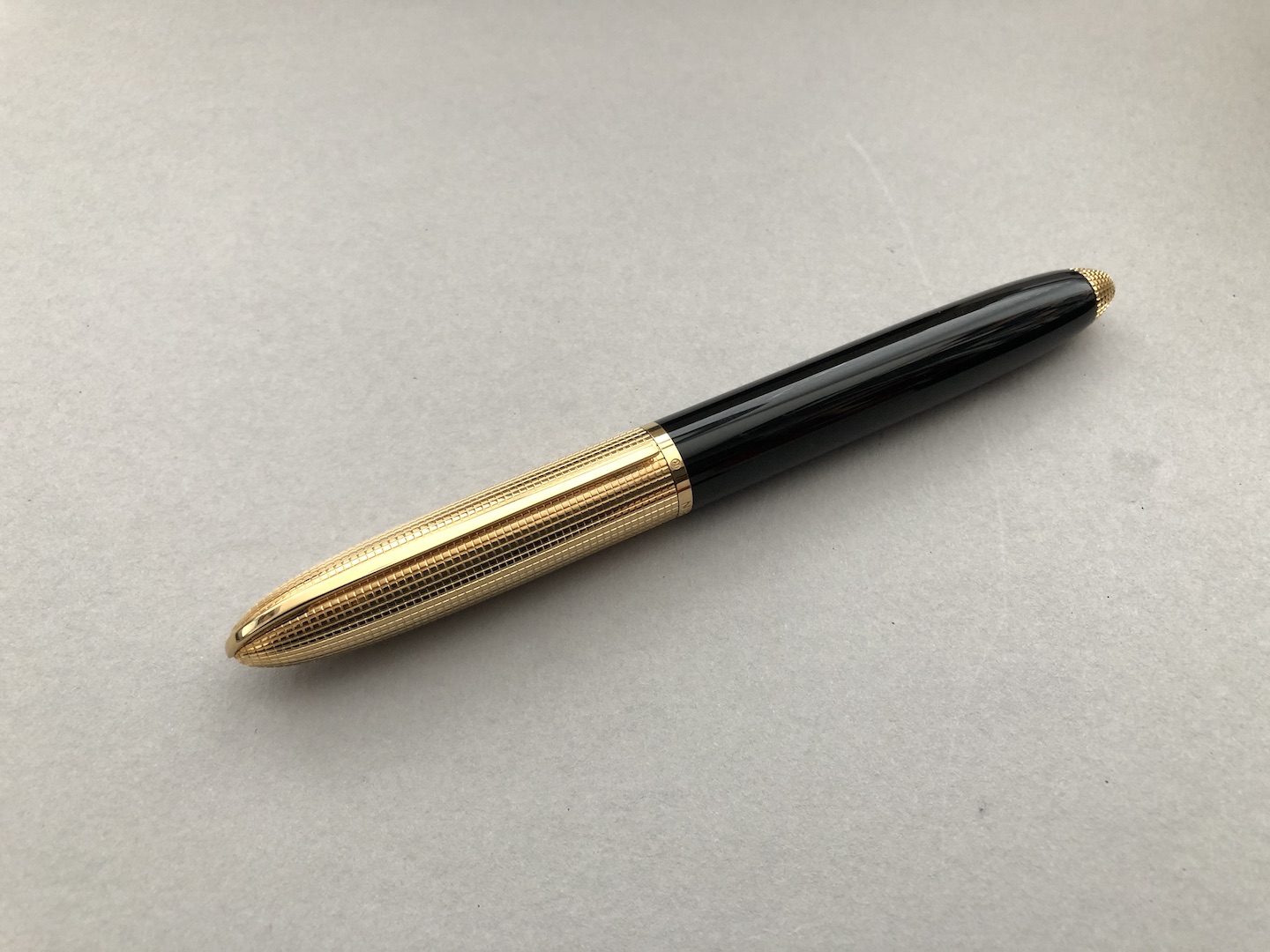 Louis Vuitton Doc Black And Gold Fountain Pen | Medium Nib