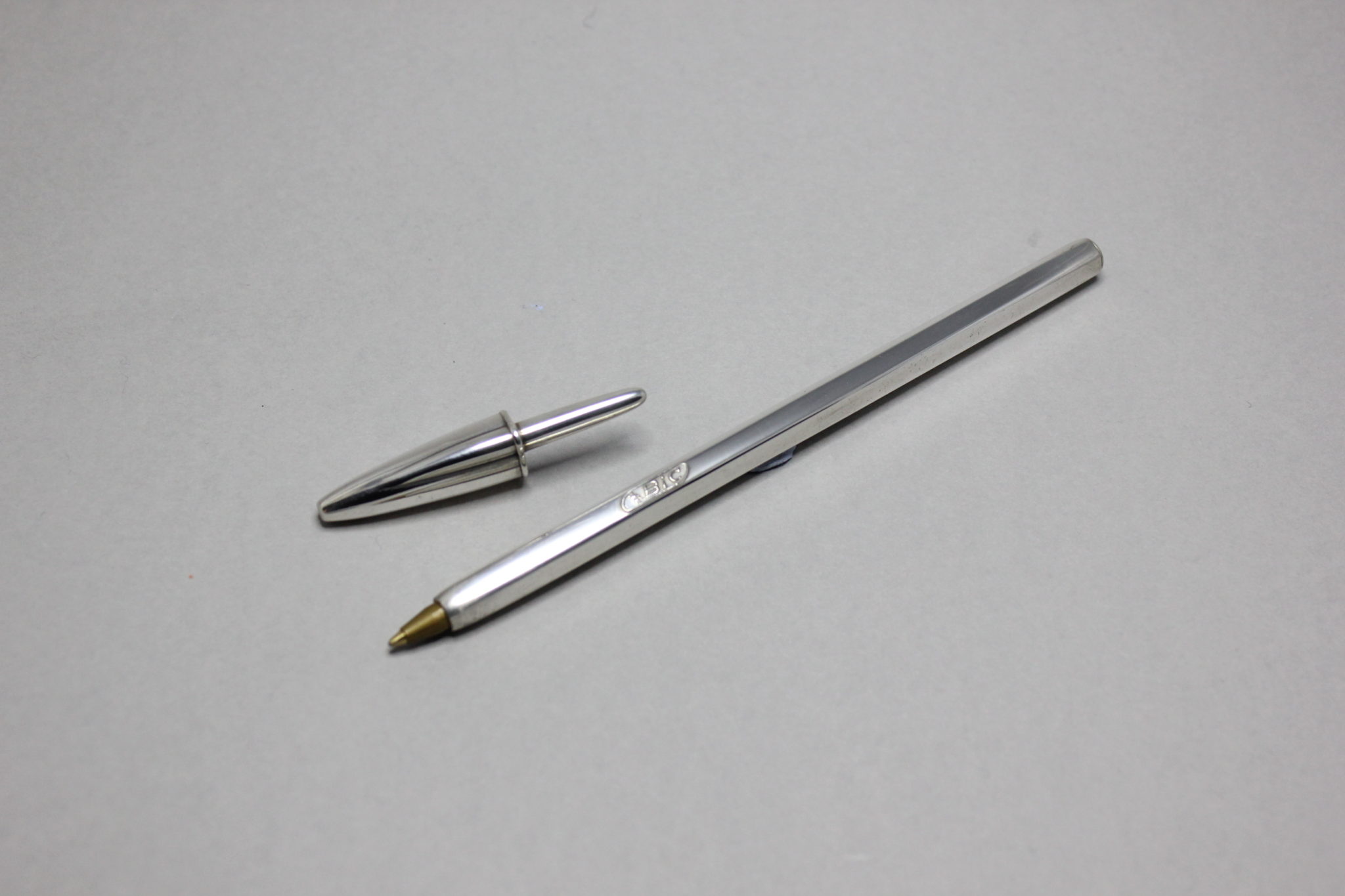 BiC Cristal Celebrate Ballpoint Pens Gold & Silver *Free Additional Shipping 