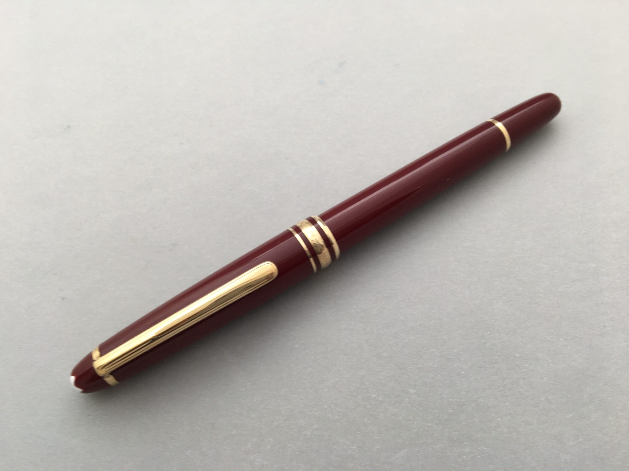 Montblanc 144 Classique Burgundy Fountain Pen Fine Nib Vintage And Montblanc 144 Classique Burgundy Fountain Pen Fine Nib Vintage And