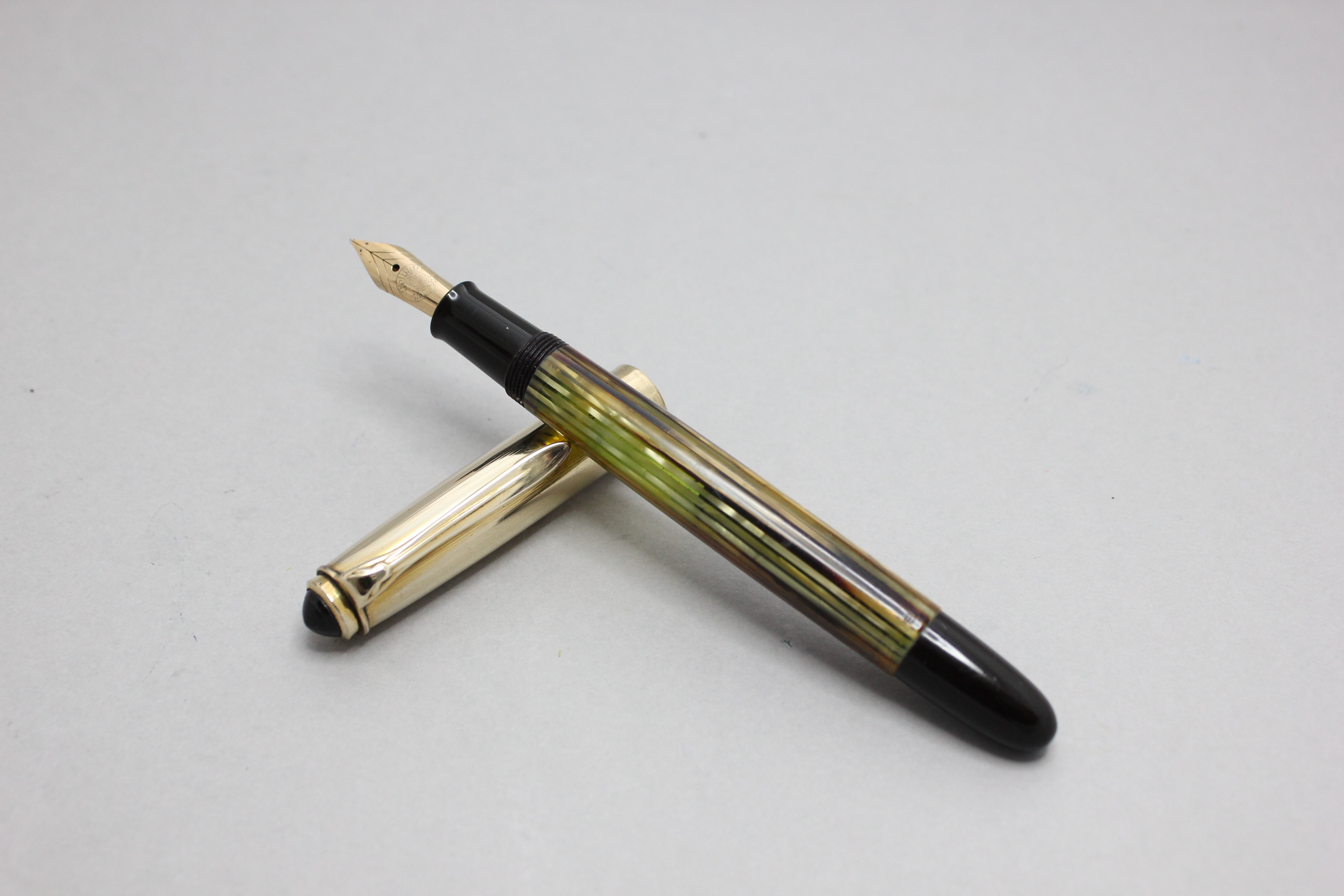 1950's Pelikan 400NN Brown Tortoiseshell Fountain Pen Cap Fine Nib - Vintage and Modern Pens