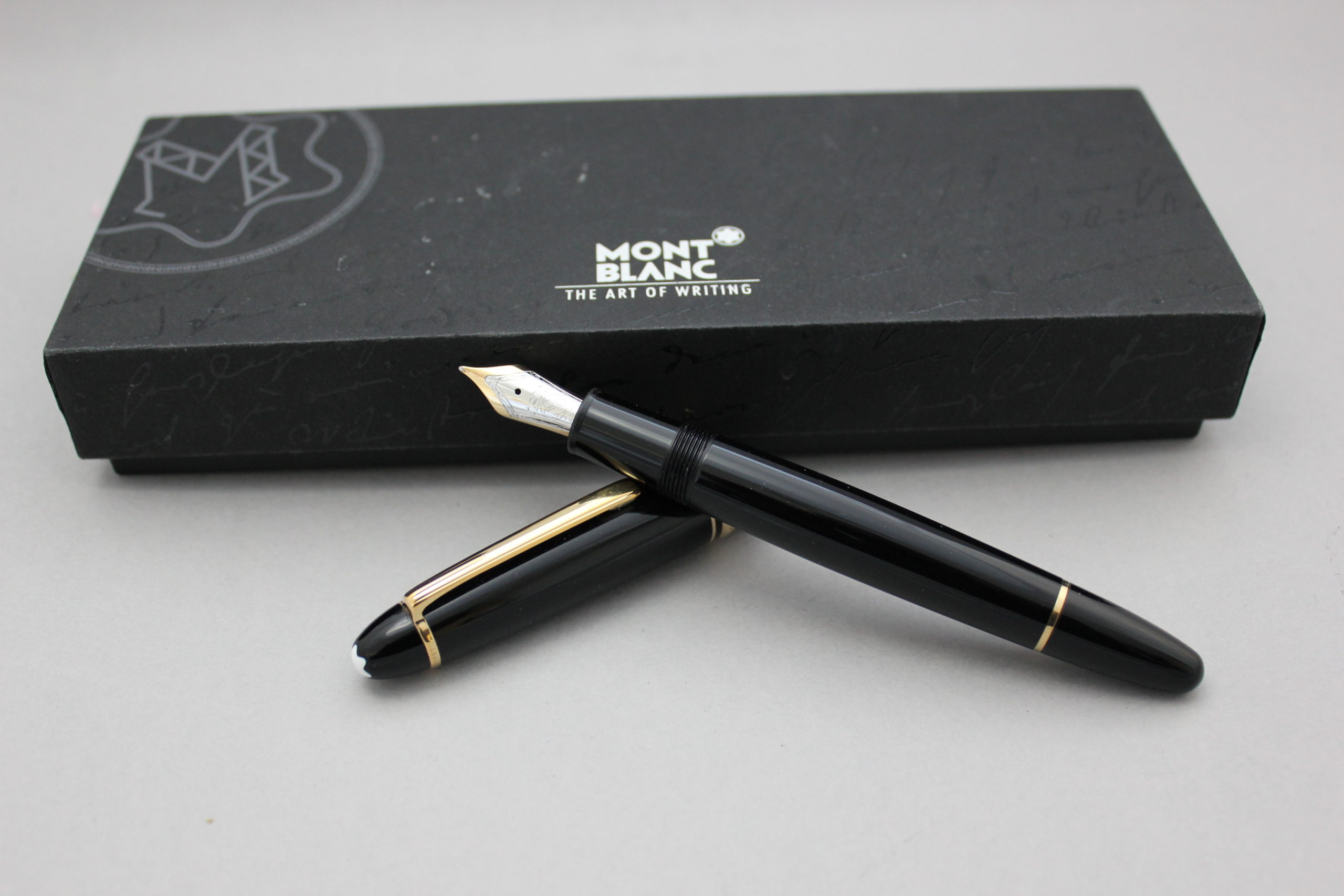 Montblanc Meisterstuck 147 Traveller Fountain Pen Preowned