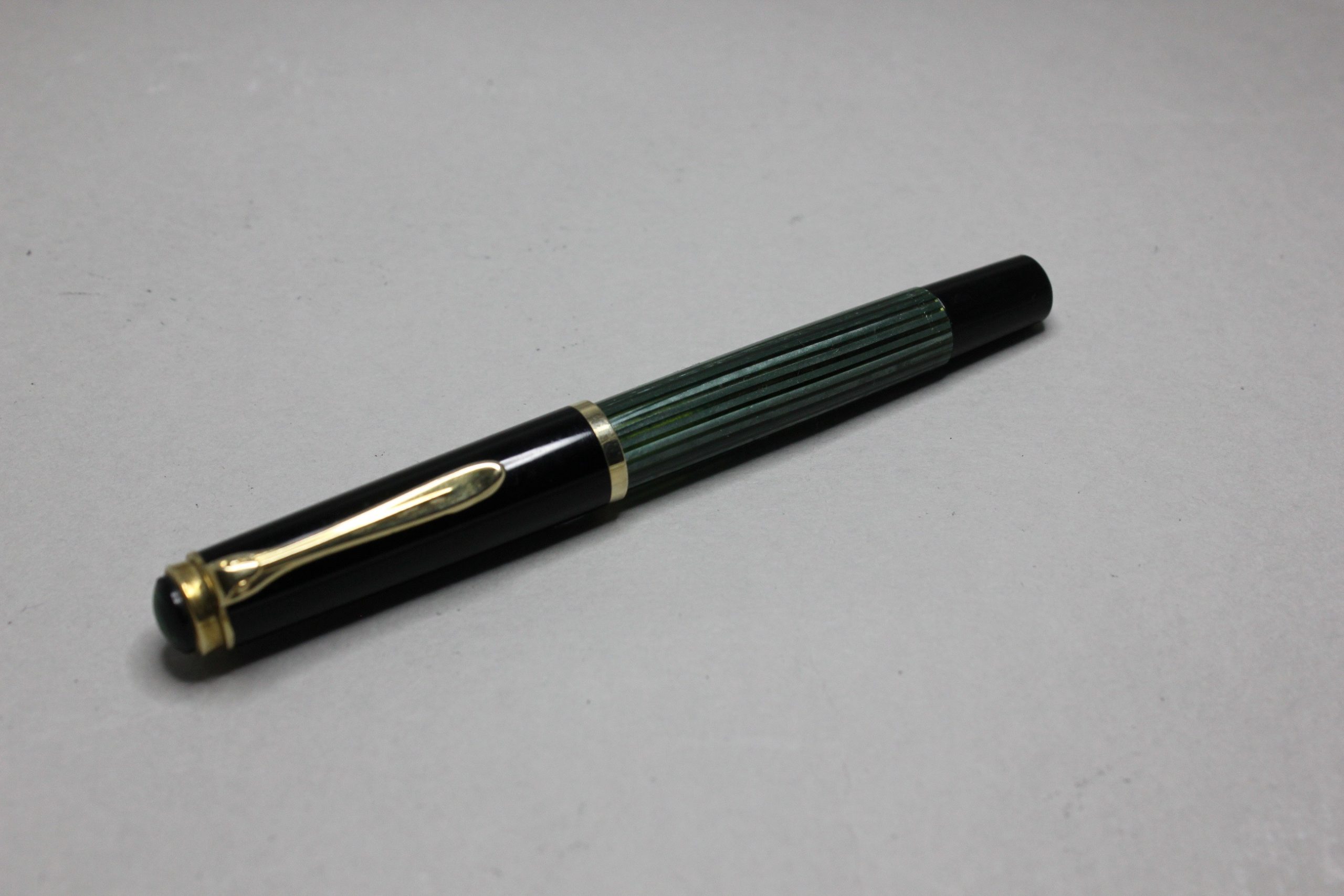 1950's Pelikan 400 Green Black Piston Filler Fountain Pen | EF Nib ...