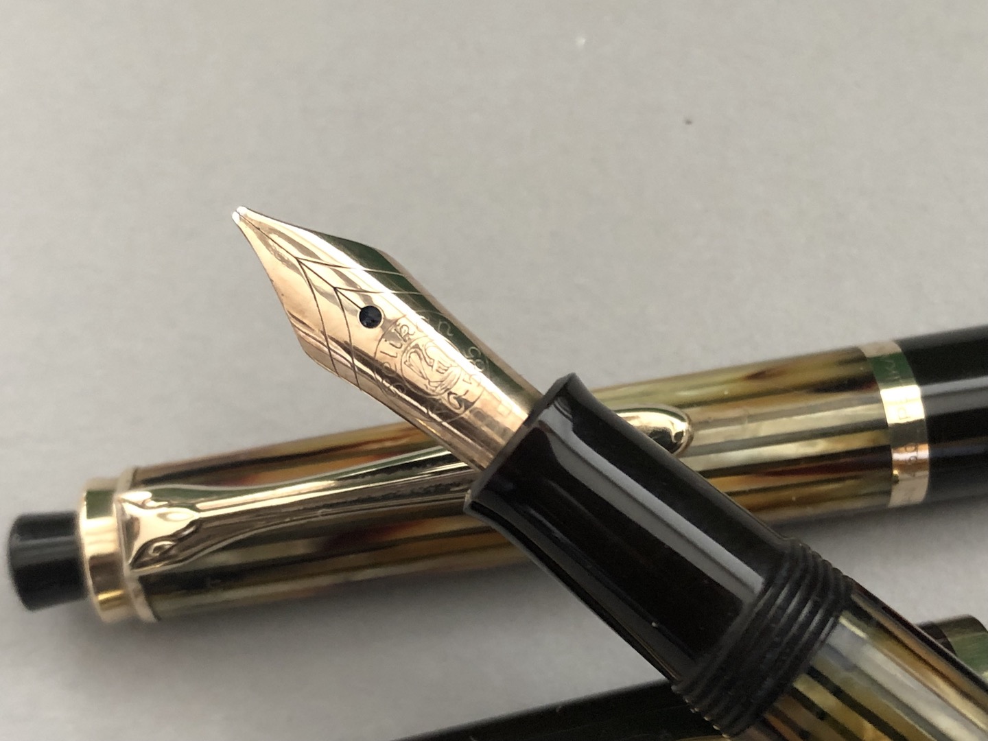 1950S Pelikan 400 Brown Tortoise Fountain Pen And Pencil Set | BB Nib ...
