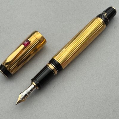 Montblanc Boheme Gold Plated Stripe Rouge Retractable Nib Fountain Pen | Medium Nib