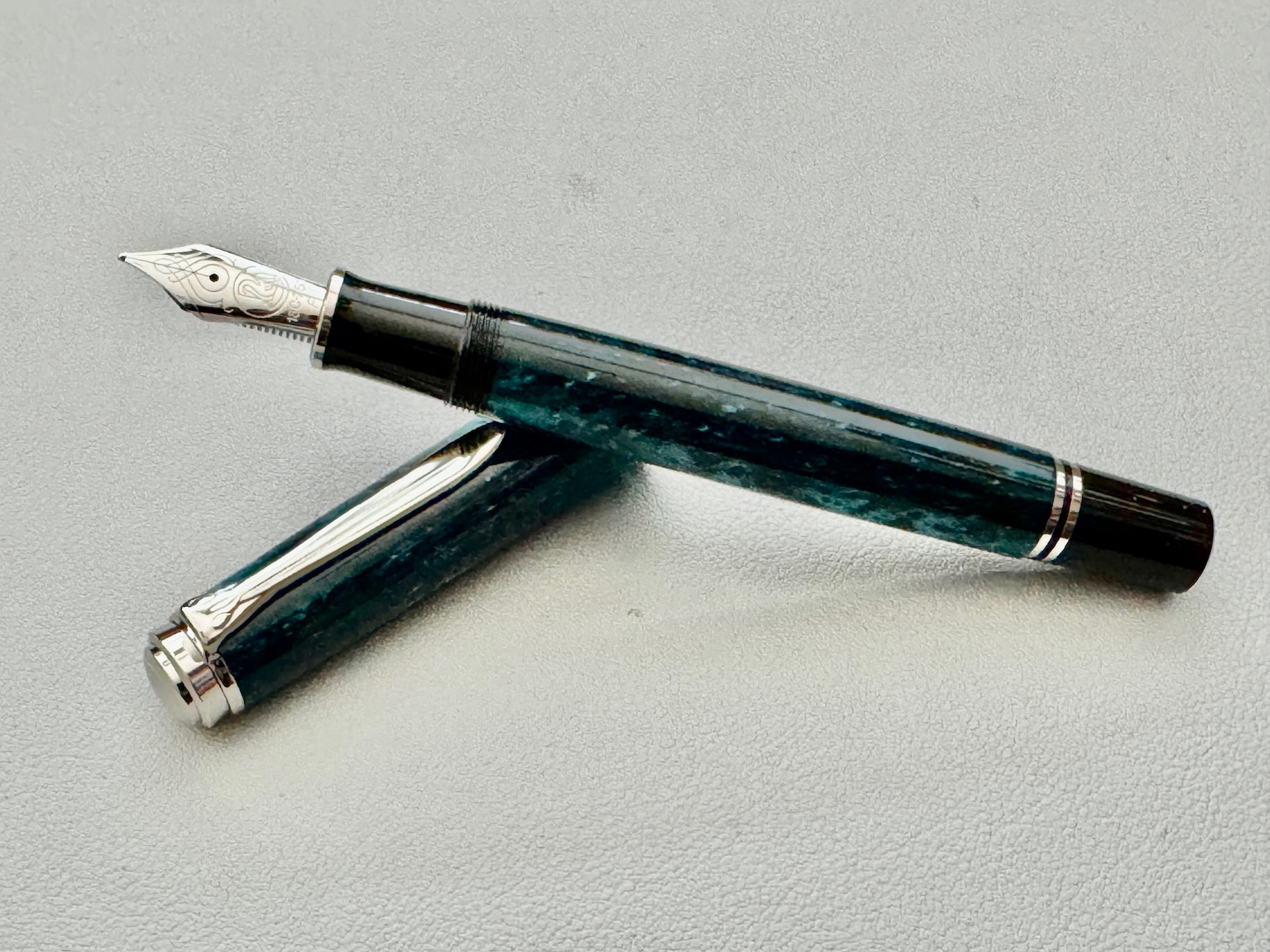 New Pelikan 805 Ocean Swirl Fountain Pen | Fine Nib - Vintage and