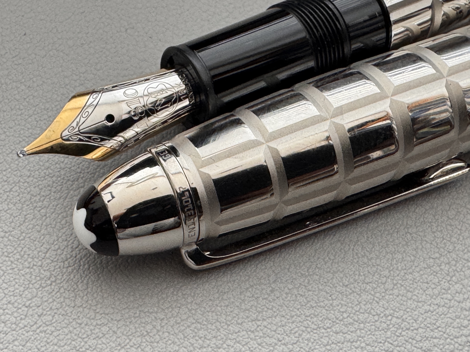 Montblanc Solitaire 146 LeGrand Faceted Platinum Plated Fountain Pen | Medium Nb - Image 6