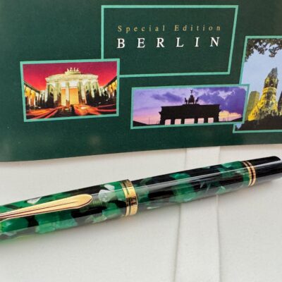 Pelikan M620 City Series Berlin  Fountain Pen | Medium Nib