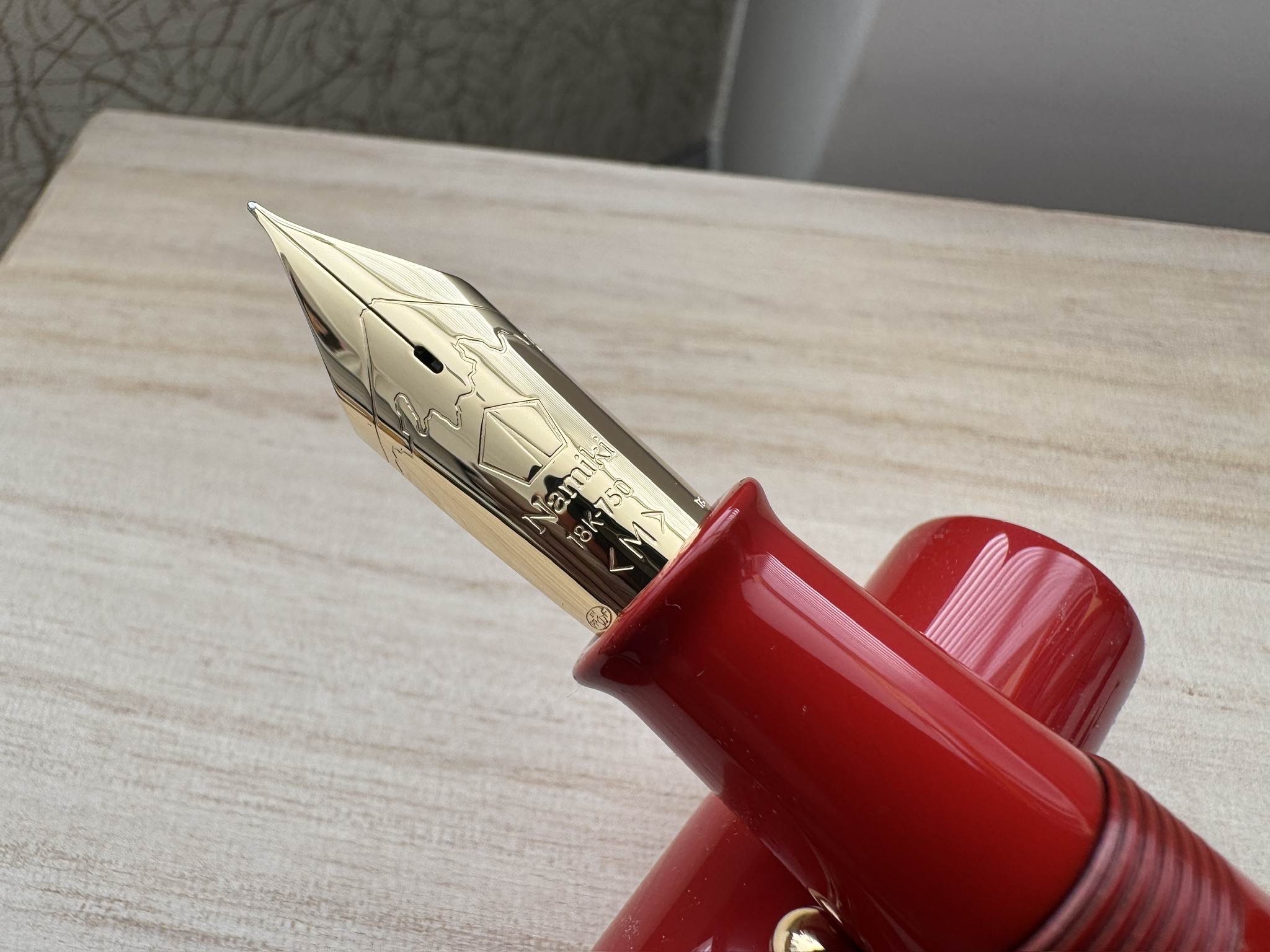 Namiki Emperor Urushi Fountain Pen Vermillion | No 50 Medium Nib - Image 5