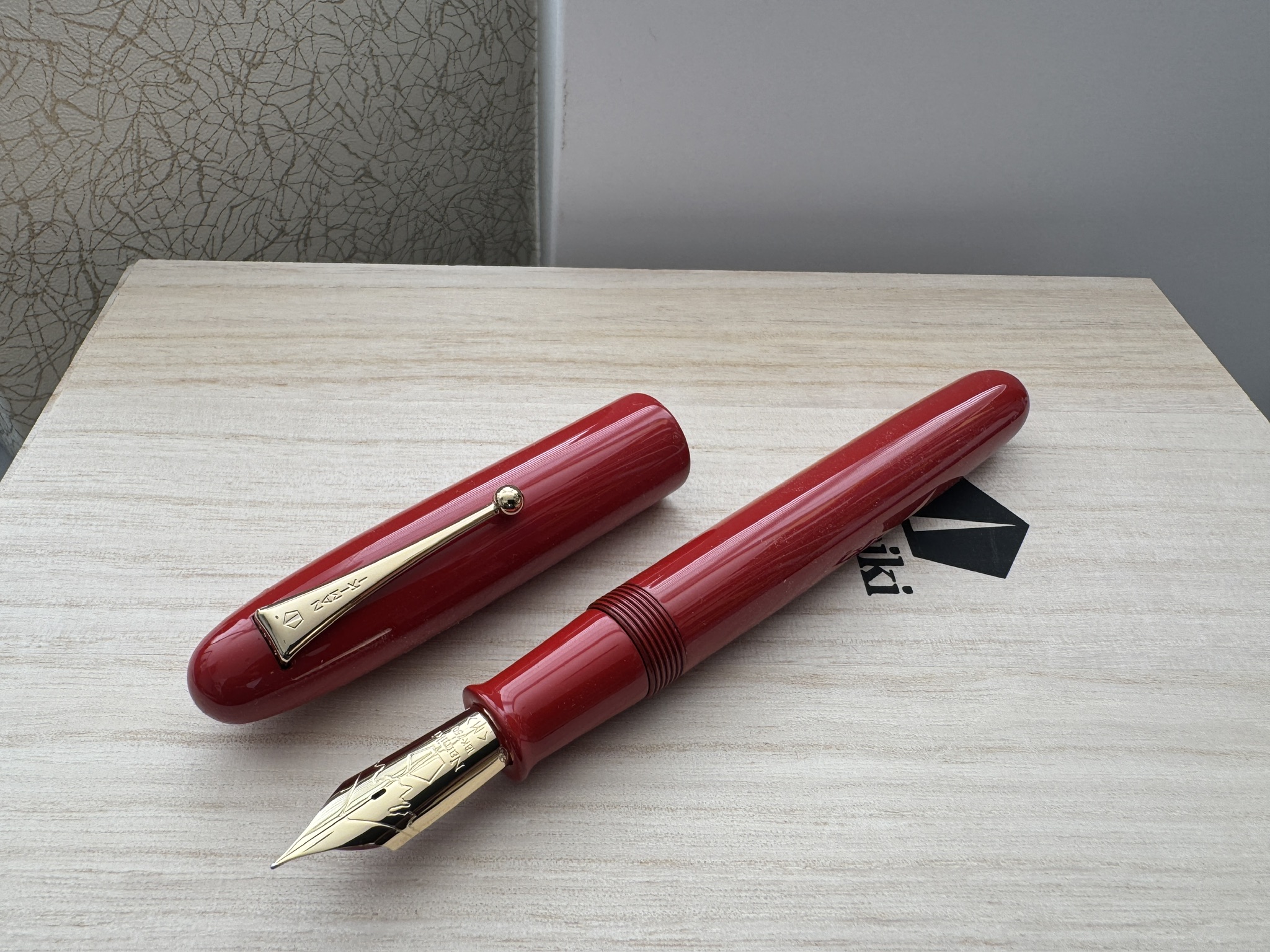 Namiki Emperor Urushi Fountain Pen Vermillion | No 50 Medium Nib - Image 3