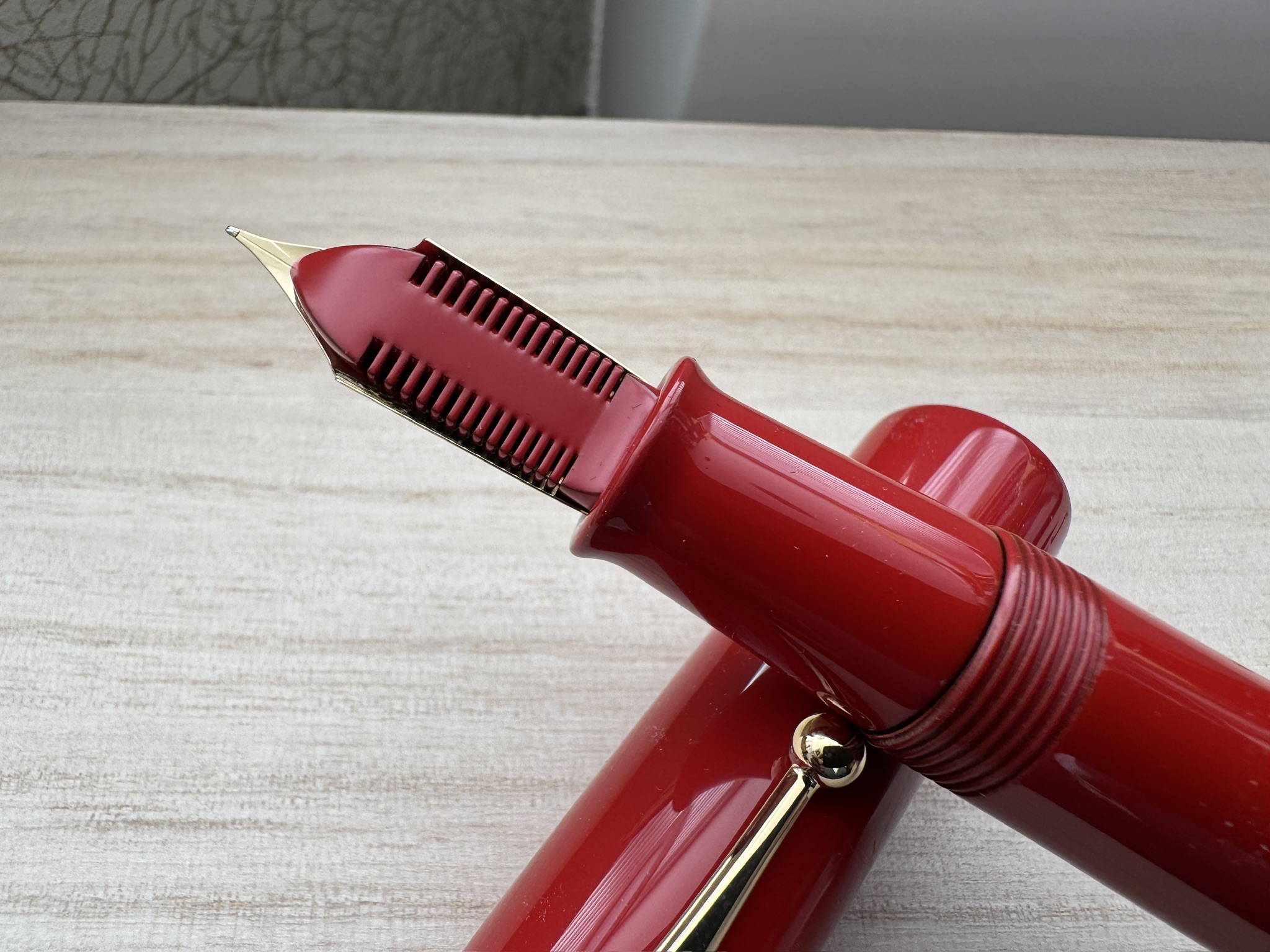 Namiki Emperor Urushi Fountain Pen Vermillion | No 50 Medium Nib - Image 4